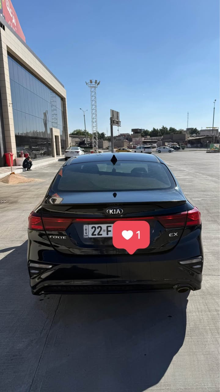 سلام عليكم كيا فورتي مديل 20
ماشيه 238الف 
دواخل لون اسود 
موصفات 
1تحكم ستيرن فول 
2نقذه عمياء بلمرايات 
3سياقه ذاتيه 
4نضام ايبي اس بريك ذاتي
5شتشا بلاديه حجم الكبير 
6تدفئه كشنات 
7تدفئه ستيرن 
سياره جاهزه من كلشي شغل وطلع اربيل شرط 
وكاله اربيل 
تنتهي 28
لايت زنون 
عالي ناصي توني شاده 
تايرات جدد 
الشراي يتصل 
البصره 
*********** البصرة, العراق
