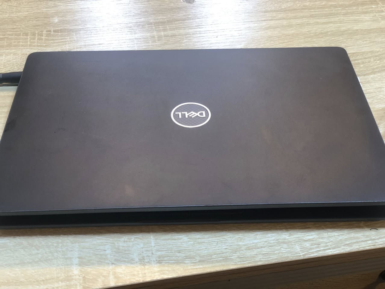 حاسبة dell للبيع المواصفات امامكم 
الذاكرة 550 
مكاني الحرية 
السعر 350 
***********
