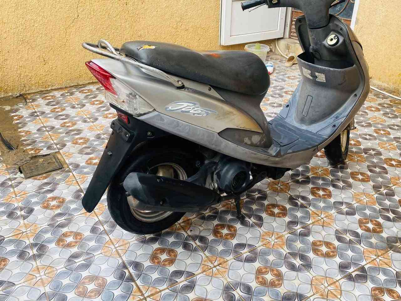 دراجة ماكس قجمة موديل 2007 نظيفة برغي مامفتوح كاملة ما بيها أي نقص صار شهر طالعة من الحاوية مامفتوحة ختم واحد ويا المكينة المكينة ناعمة الكهربائيات كلها شغالة تايرات تخم الدراجة بملاح مال رمبة لي مو شراي لا يتصل ولا يسكر السعر خاص العنوان ديالى بعقوبة قرب كراج البحيرة الاتصال على الرقم ***********
