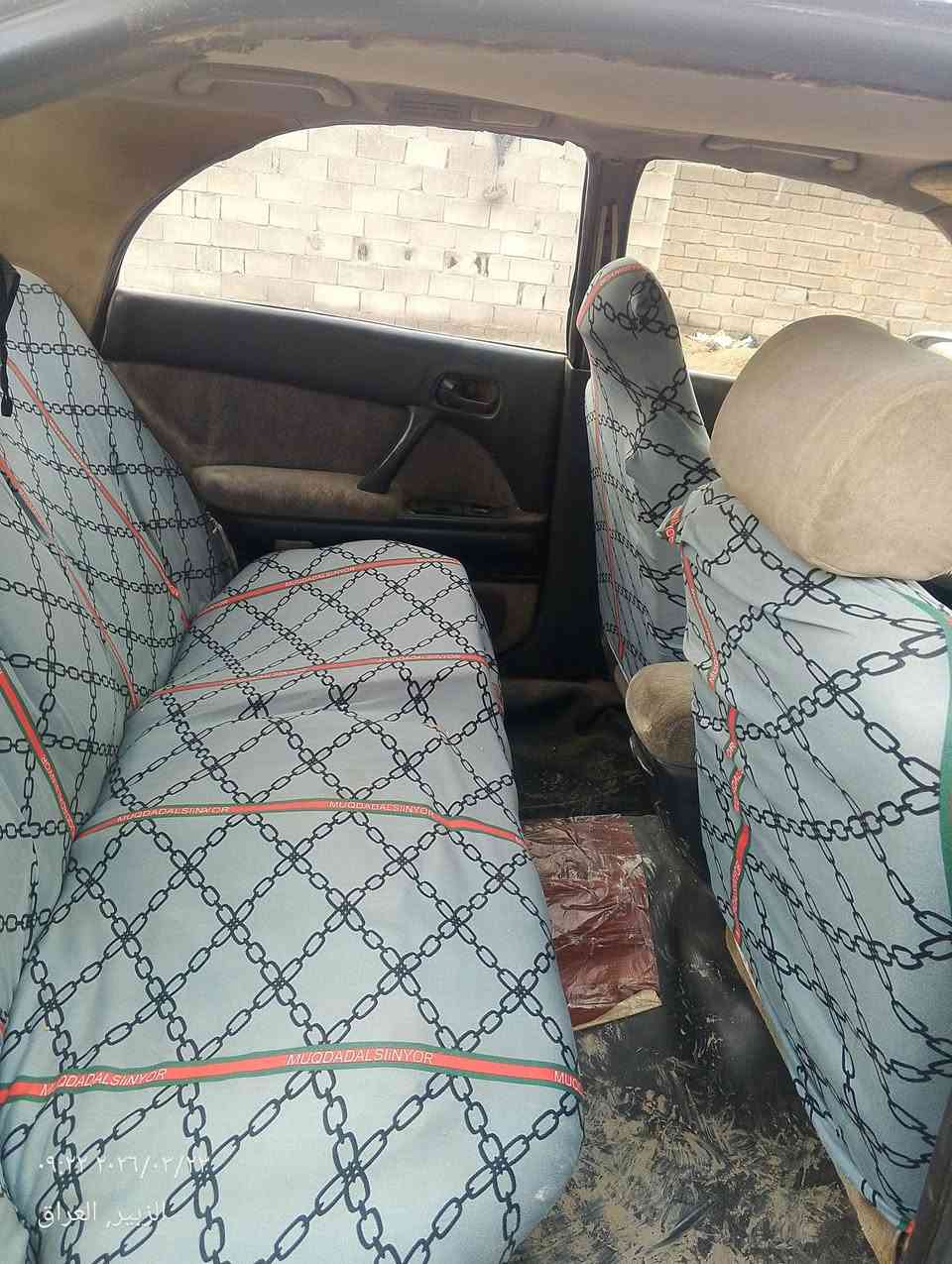 سياره نوع بطه ادوات للبيع سعر 15 وبيها مجال حق الجيه سياره متروكه صار لها فوق خمسه اشهر وهسه شغلناها طلع بيها ربل الولف كايم بيها دخانه بدايه التشغيل بعدين تقطع مكان السياره البصره الزبير رقم الهاتف ***********
