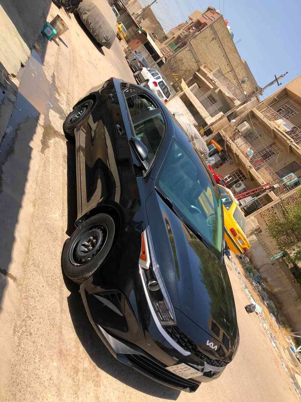 سلام عليكم البيع سياره فورتي كلين  موديل 2023 نضيفه جدآ مكاني بغداد ألشعب وهاذا رقمي ***********
