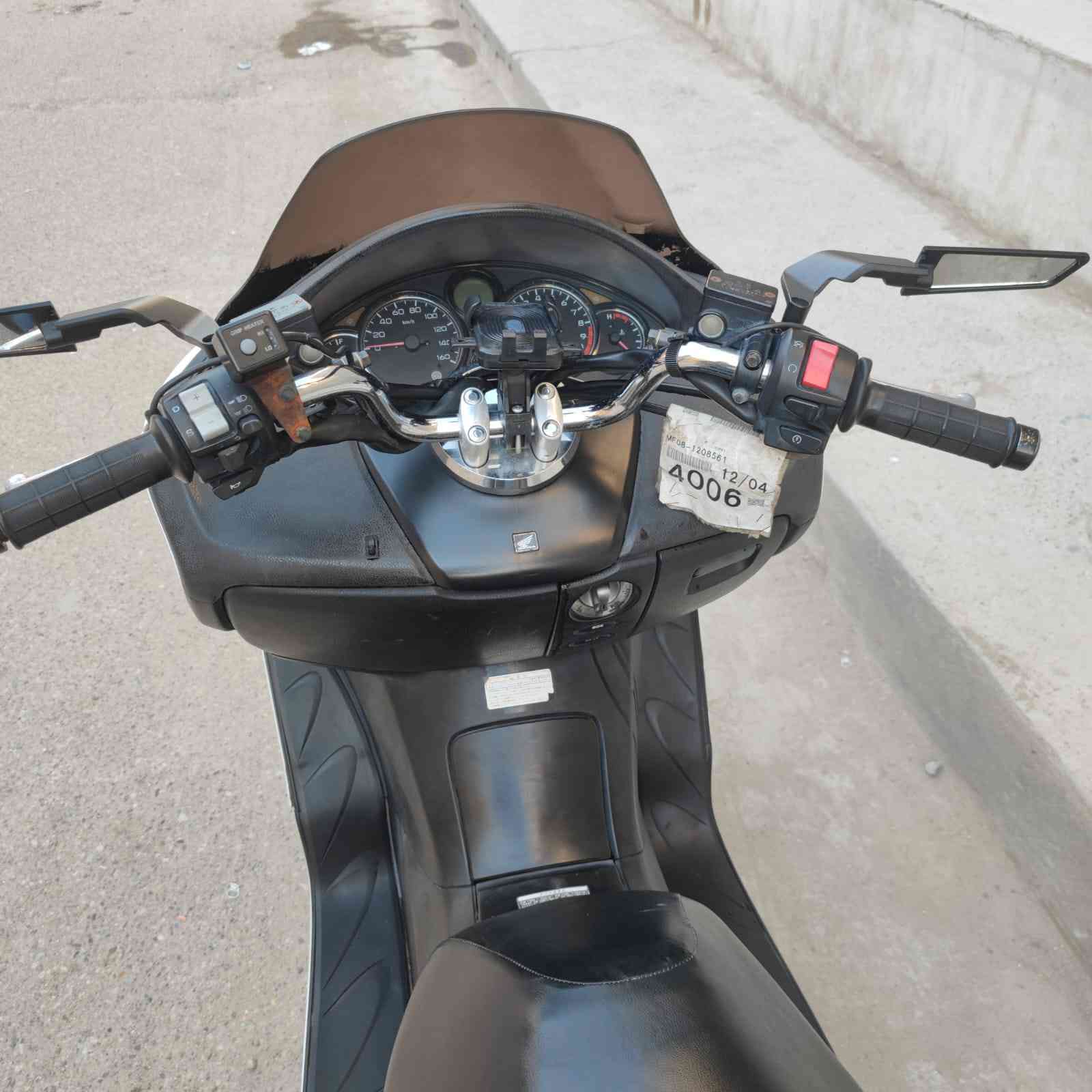 السلام عليكم
دراجه فورزا 0.8 6 كير 3 تحويلات مكفولة كفالة عامة للاستفسار على الرقم ***********
