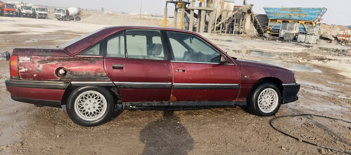 سلام عليكم اوميكا 20للبيع مكينة بيهة صرف سيارة شقالة خير من الله رقم وهزة جديدة باسمي لل30
بيهة ضربة بلصفحة لبوب ولجاملغ خالع 
مكان لسيارة المدائن سلمان باك 
السعر 20بيهة مجال لشراي يتصل***********
