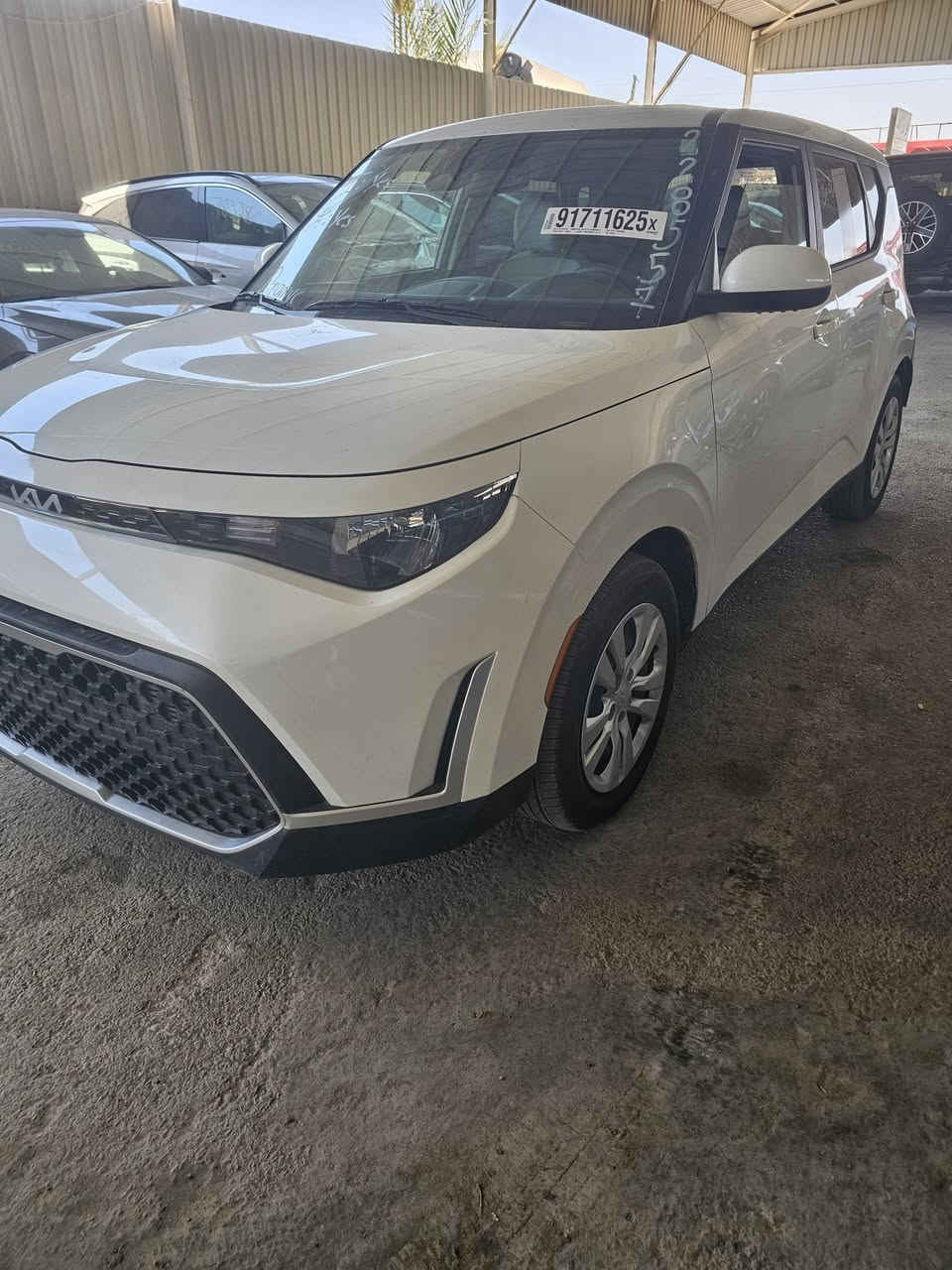 كيا صول امريكي موديل 24 الون ابيض بدون ايرباك بدون تبديل بدون شاصي وبدون ايرباك بدون تبديل السياره جديده حيل موجوده بعمان تريدها حره تريدها شهداء تدخل بسمك السعر اتصل على الرقم ***********
