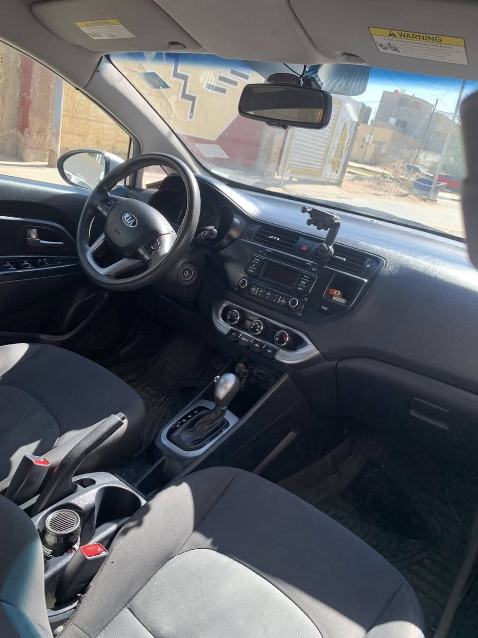 كيا ريو 2014 وارد بيها صبغ فقط قطعة واحدة للجمالية و استبدال قطعتين اصلي  
گير ومحرك مكفولات 
حجم المحرك 1600 كامرة خلفية و حساسات 
رقم كربلاء 
جاهزة متصرف عليها ربع 
السعر٨٥ وبيه مجال شويه
للاستفسار اتصال على الرقم ***********

