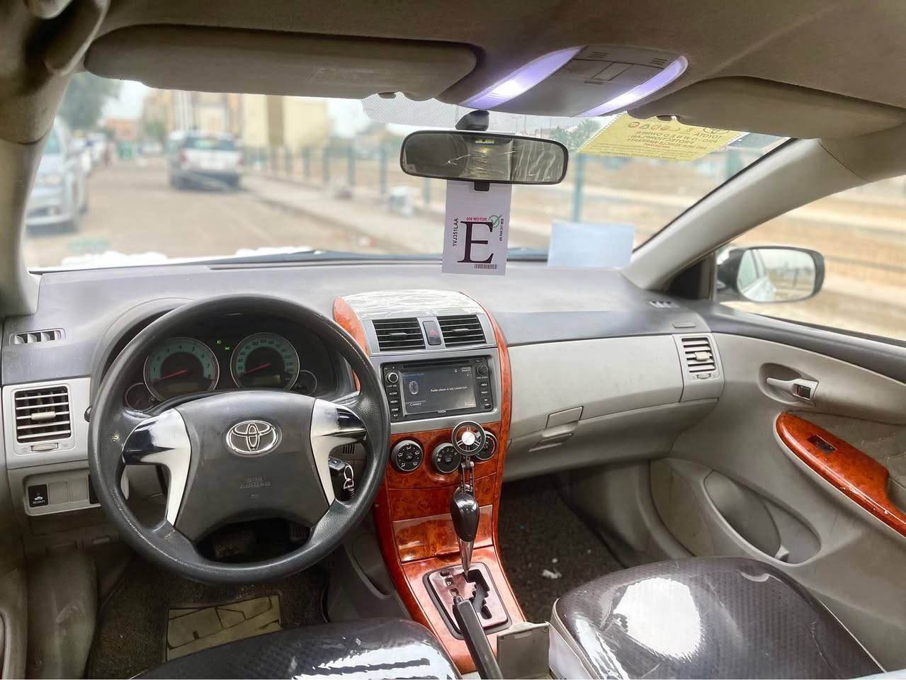 السلام عليكم..

كورلا 2011 (الشركه العامه)

محرك 1800

سنويه وهزه ورقم جديد 

دوشمه عام تخم تاير جديد

بيها مكانات صبغ اثر شخوط بدون اي دواخل بدون معجون

السعر 104

مكاني بغداد السيديه حي الاعلام 
للاستفسار *********** بغداد, العراق
