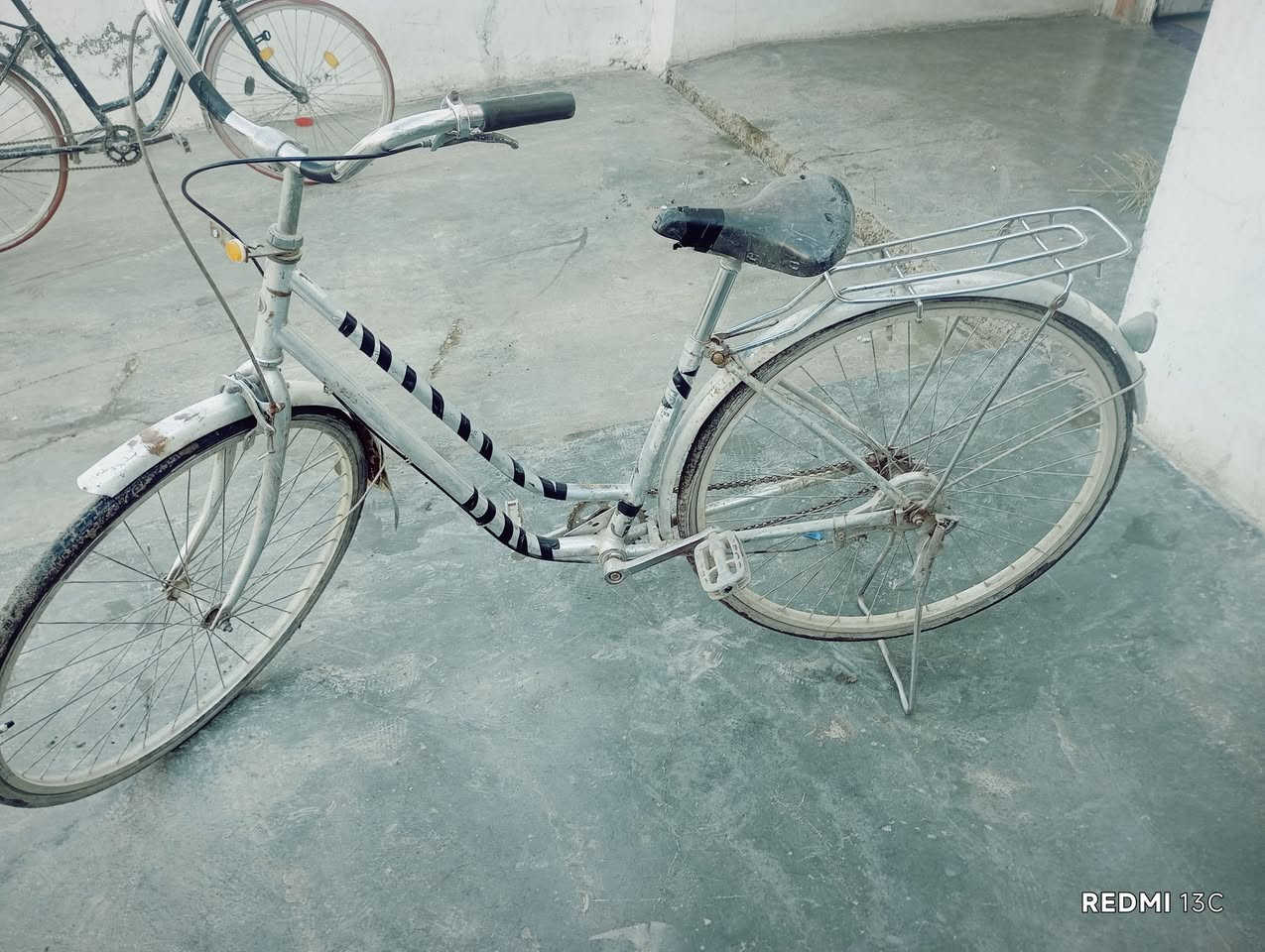 السلام عليكم باسكلات للبيع حجم 26 
سعر الاثنين 55وبيهة مجال عنوان طوز خورماتو قرب الجوبة القديمة رقم ***********
