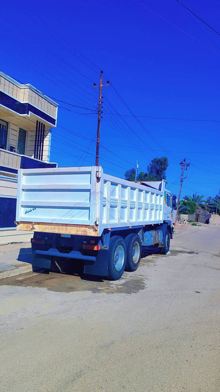 لوري مان صقر للبيع
موديل ١٩٩١
شاصي غير مكفول 
مجموعه نص GF
كير برميل 130
مكينه 6 سوبر 
تخم تاير 24 صاج
*********** قيس
