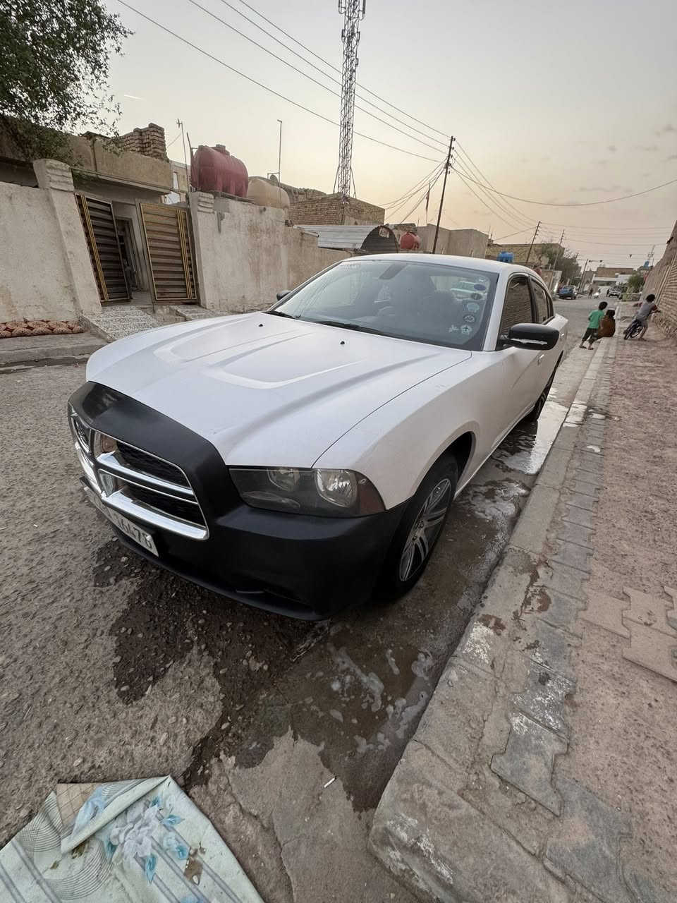 سلام عليكم 
جارجر موديل 2011
رقم اربيل بسمي 
سياره جاهزه على آخر حبايه خير من الله
مكينه كير اكسل حداديه تخم تاير كله جاهز 
كير ماوس 
شاشه جبيره 
عينه 260
كلاصات حار وبارد 
شفتات ستيرن
تشغيل عن بعد 
السياره مغلفه كلها فابلون طافي 
بيها 3 قطع فتح بدون دواخل 
مكان السياره ميسان العماره
 
…… سعرها 145 وبيها مجال

***********
