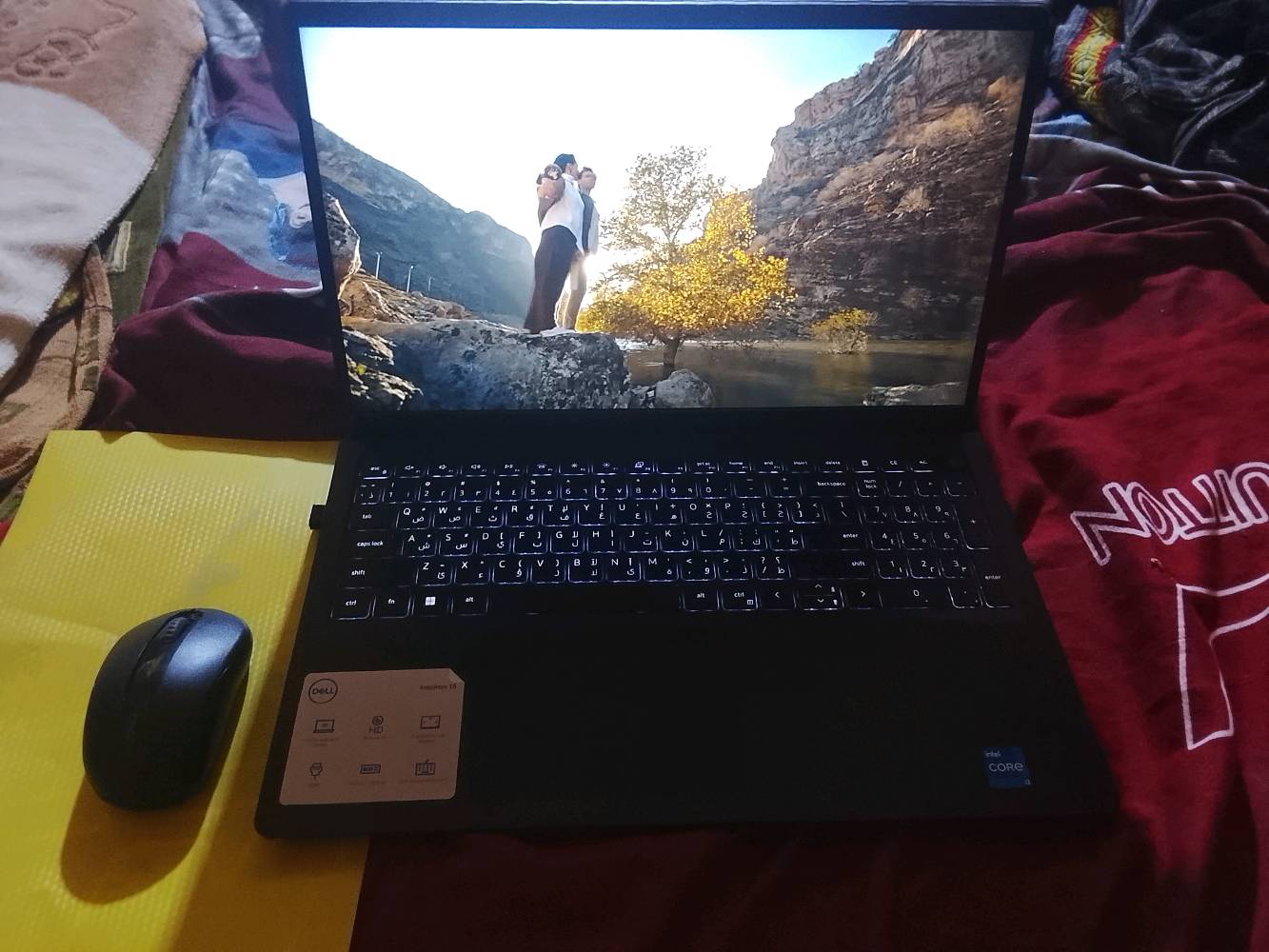 مواصفات جهاز 
Model: Dell Inspiron 15 3530
Processor: 13th Gen Processor
RAM: 8GB DDR4
Storage: 512GB SSD
Display: 15.6" Full HD
Graphics: Intel UHD Graphics
Operating System: Windows 11 Pro
Connectivity: Wi-Fi & Bluetooth
Ports: USB / HDMI / Type-C / Audio Jack
Condition: Very clean, light use
Accessories: Original charger + box available
عنواني بلبصرة بالهارثة ماعندي توصيل