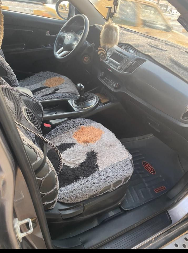 سبورتج 2011 سعودي مكفوله من الصبغ والتبديل
رقم اربيل محرك دوش 2000 اربع حساسات آير باگ ثلاجة بالچكمچة
تحكم ستيرن  الدعامية نصفها تغليف فابلون للجمالية الاتصال على الرقم  ***********
