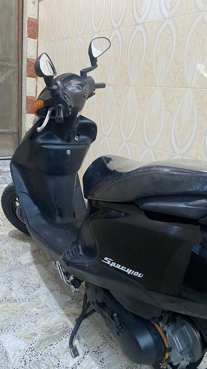 دراجه اسبيسي. ياباني كيلو. متر. اصلي. كفر. ابو. الختم اكسل اصلي. كابريتر. وكاله  المكينه ناعمه. خرسه رقم. الموبايل *********** كوت داموك
