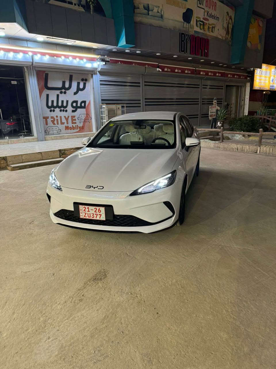 يالله ع بركة الله اليوم عدنا BYD 
Byd seal 5 - سيل فايف 
كفالة عامة تترقم شمالي 
دخول اقليم 
ماشية ٩٠٠ كم تقريباً 
مواصفات سيل 5 
اوراق الكاتي موجود 
فحصين موجود بسونار والعادي 
رصعه مابيها 
كشن جلد- تشغيل بعد - اربع جامات كهربائي 
- باقي مواصفات تواصل وياي وتدلل كركوك, العراق


**إذا كنت صاحب هذا الإعلان وتريد حذفه لأي سبب، رجاءا أرسل رسالة إلى الدعم الفني**