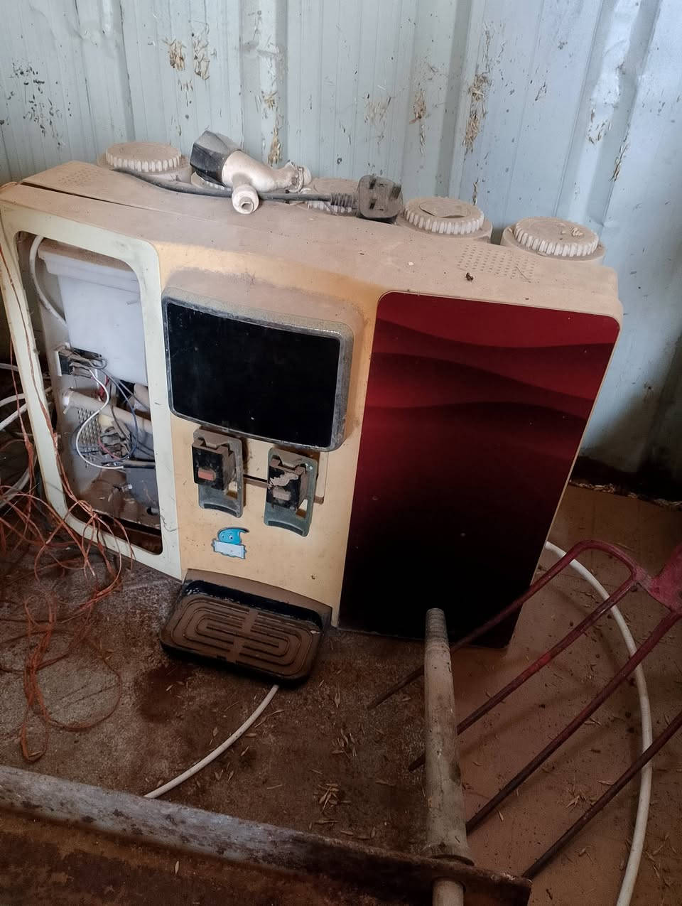 ستلايت شغال البيع وتصفيت ماي ارو


**إذا كنت صاحب هذا الإعلان وتريد حذفه لأي سبب، رجاءا أرسل رسالة إلى الدعم الفني**