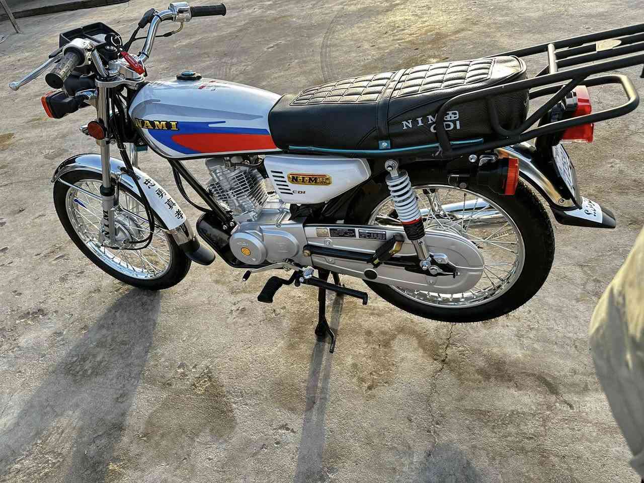 نامه شبه اصلي كلك كلك للبيع صاله عشرين يوم من طالعه من مجمع الكرار مكفوله كفاله عامه ثاني تبديلت دهن مكاني ناصريه سيد دخيل السعر خاص هاذه رقمي ***********
