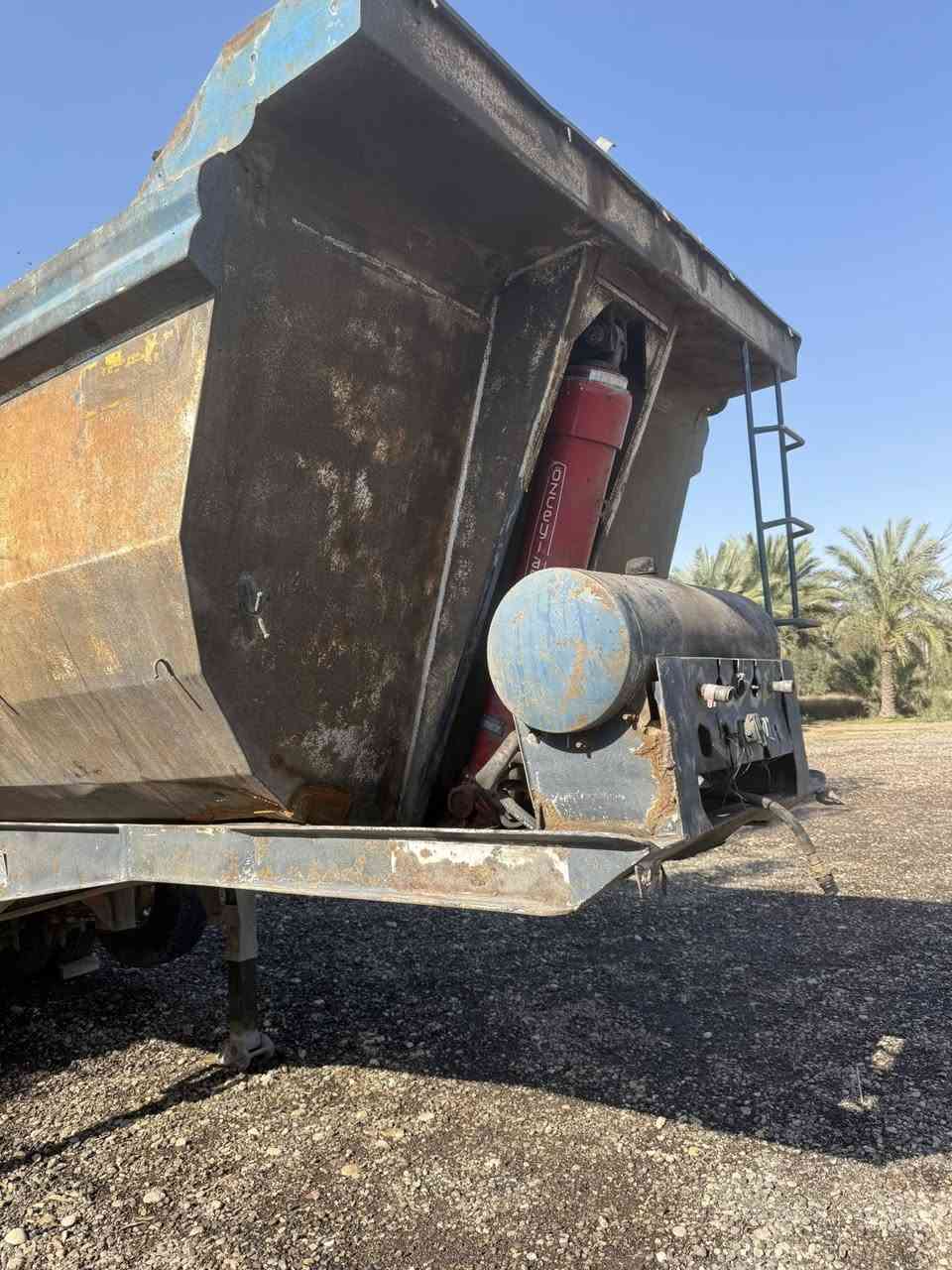 عربانة للبيع. مكاني بغداد السعر 50 ورقة 
***********
