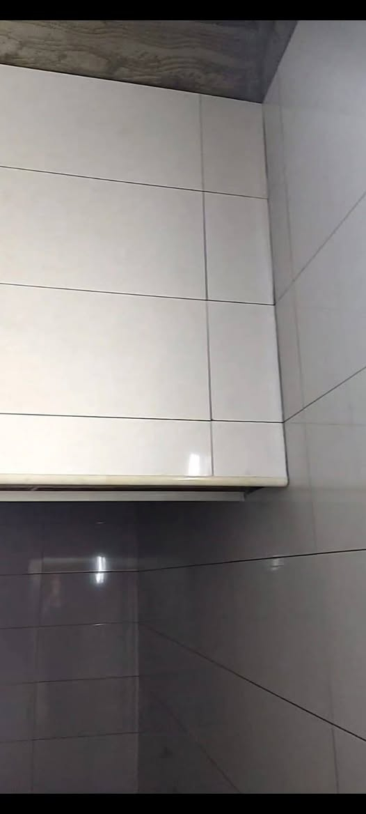 بسم الله توكلنا على الله 
لقطات من عملنا سيراميك وبورسلين عمل درجه اولى كادر كامل اصطوات 2عمال 3 التزام في العمل شغل علا اليزر  
سعر الجدار 5الارضيه 4    اتصل وادلل 
***********
