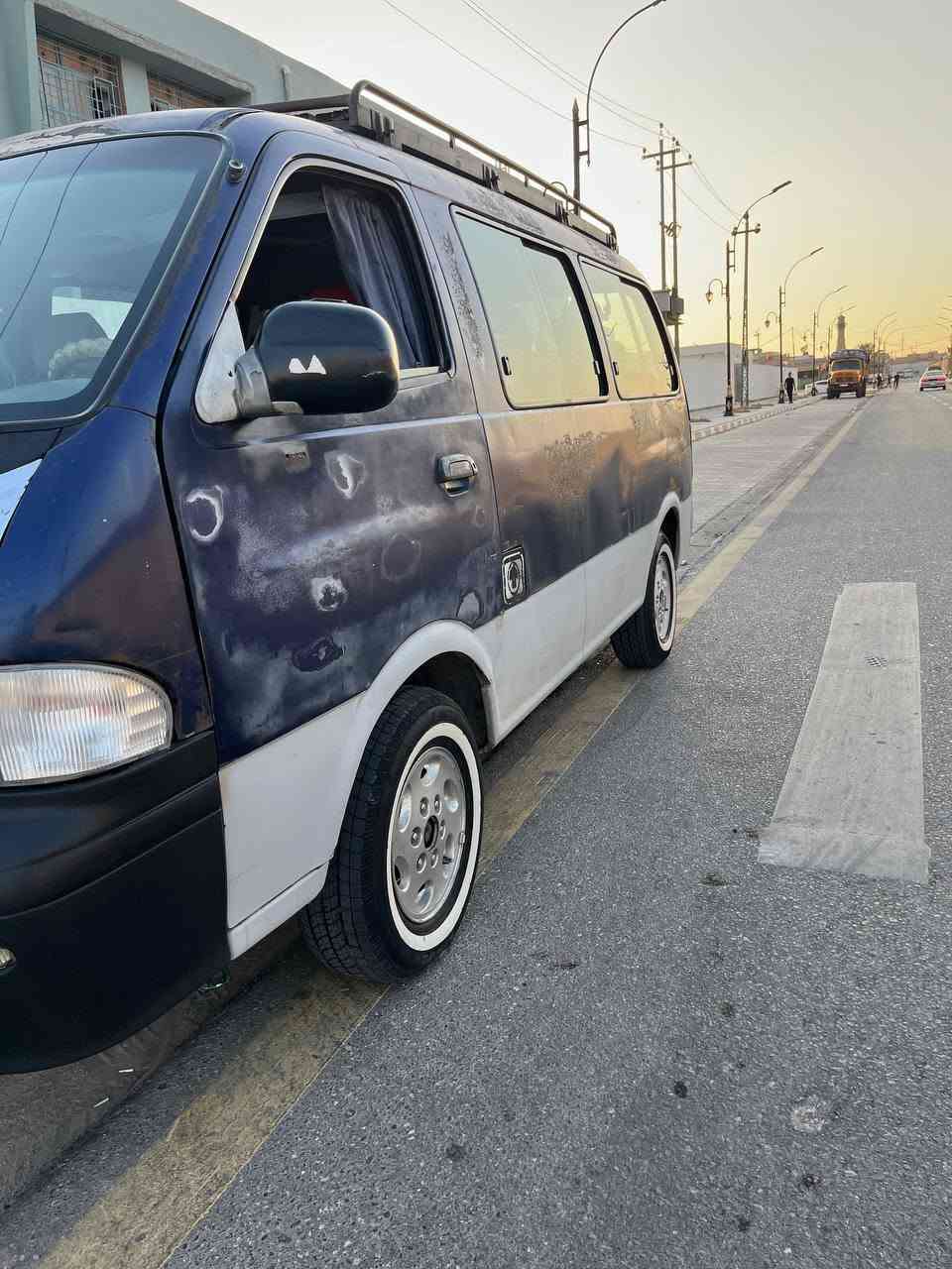 سلام عليكم كيه بريجو موديل 1995 رقم نكليزي بغداد سنويه جديده لل2030 السياره جاهزه من كلشي مكينه سوبر 3000 كير وحداديه واكسن كفاله ومكفوله من الضربه مصفره هيئه وغرامه للاستفسار *********** مكان السياره نجف
