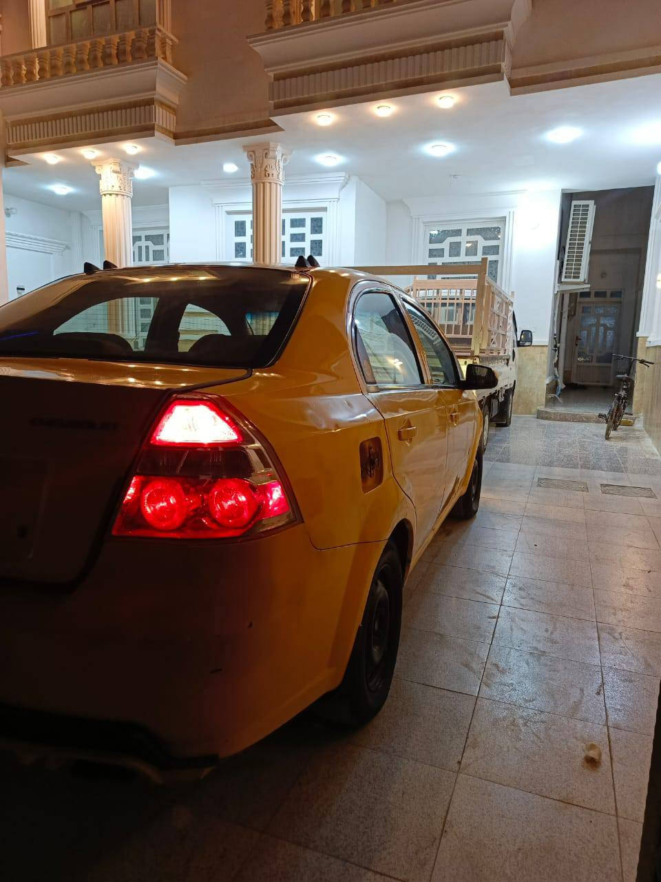 سلام عليكم افيو 2011 سياره حره لون اصفر بلادي سياره خليجيه ونضيفه محرك 1600 المرغوب مراوس بسياره اوبل نضيفه ومتعوب عليه شعندك اوبل نزل بتعليقات او دز بل خاص رقم للستفسار ***********
