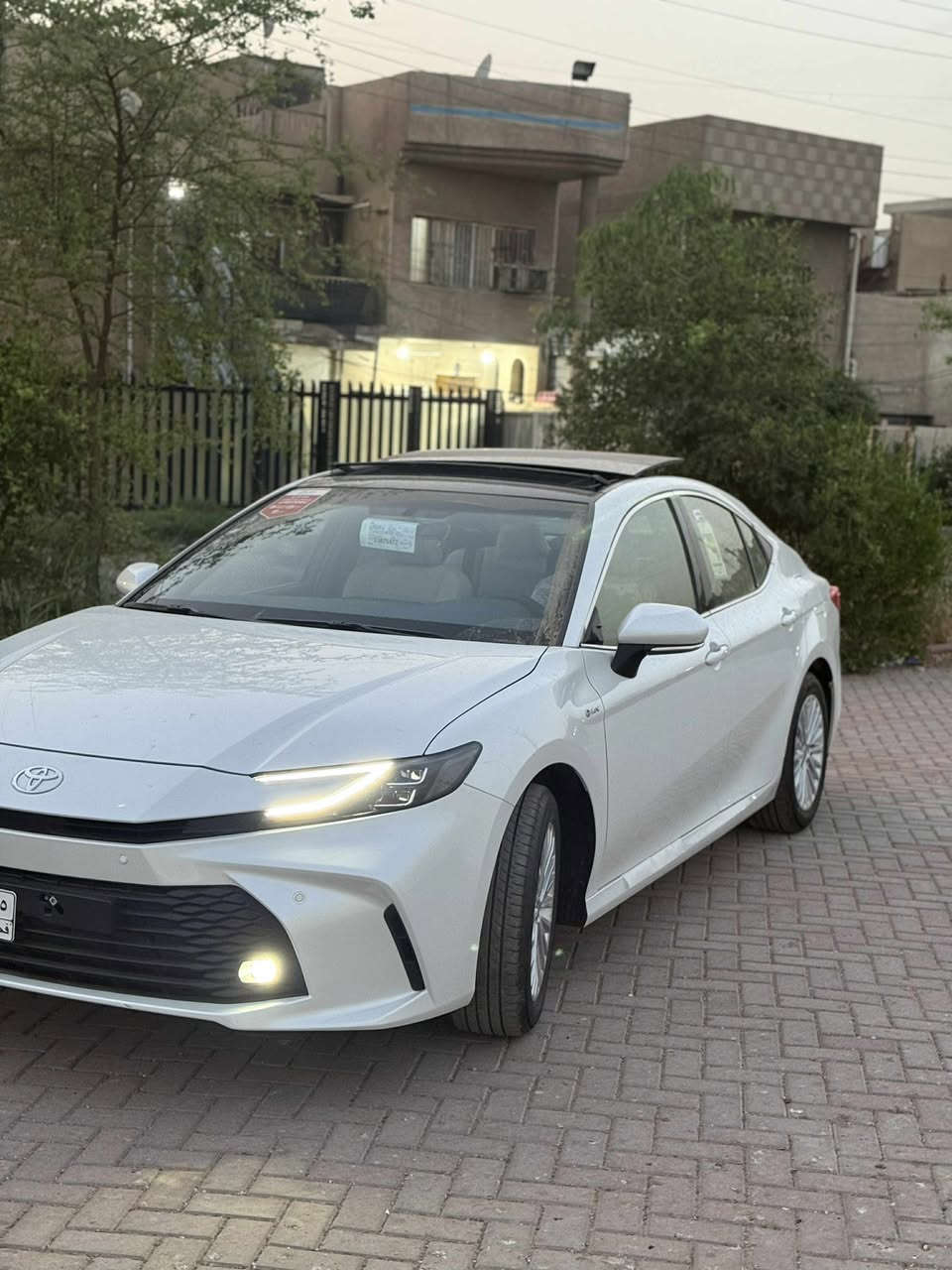 السلام عليكم للبيع كامري 2025 ياباني اصلي ام الضمان سا ز تبديل دهن وفلدتر مجاني لمده سنتين وعلى البطاريه 8 سنوات le هايبرد  مواصفاتها بانوراما مري شفط واشاير بلمري لد نهاري بك لايت لد تبريد قطعتين ابل كار بلي كشن صايق كهرباء توقف ذاتي تشغيل عن بعد وهواي موصفات بيه زيرو ماشيه 1500 k m بغداد بسمي نفس اليوم احولك السعر 29500$ قفل ***********
***********
