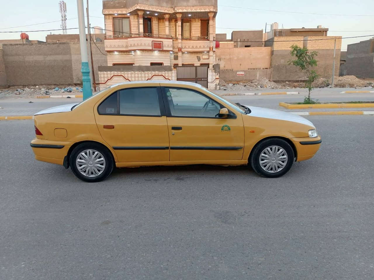 السلام عليكم  رمضان كريم
سمند2012 سياره جاهزه كير مكينه حداديه تخم تاير هيئه مصفره بسمي رقم مثني سياره جديده مكان السياره السماوه السعر 30 وبيها مجال بسيط للاستفسار ***********
