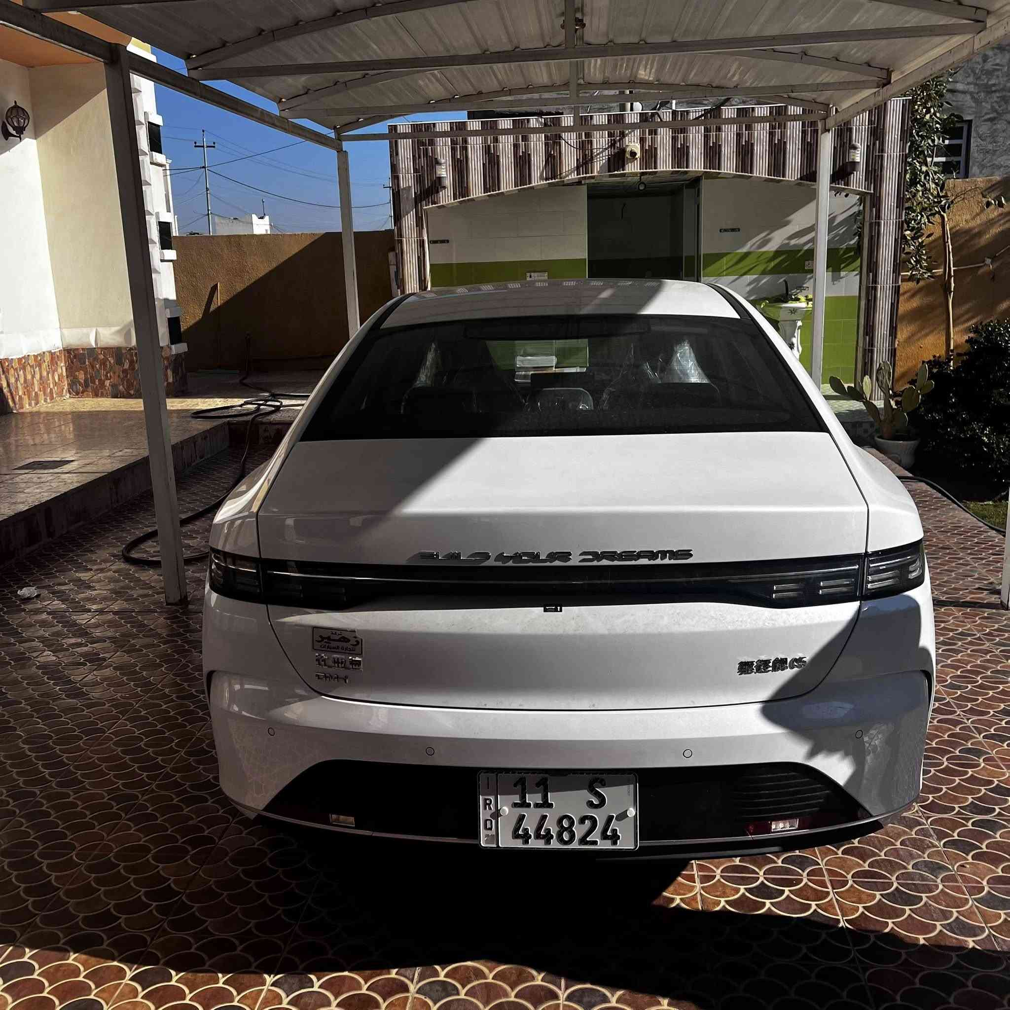 للبيع سيارة نوع BYDنوع دستيرول
فول مواصفات رقم بغداد تحويل مباشر تشغيل عن بعد  كير ماوس سياره زيرودوشمه كامله اصليه  جديده شاحنه اصلي السعر (136)وبيها مجال بسيط (***********)العنوان الانبار الرمادي
