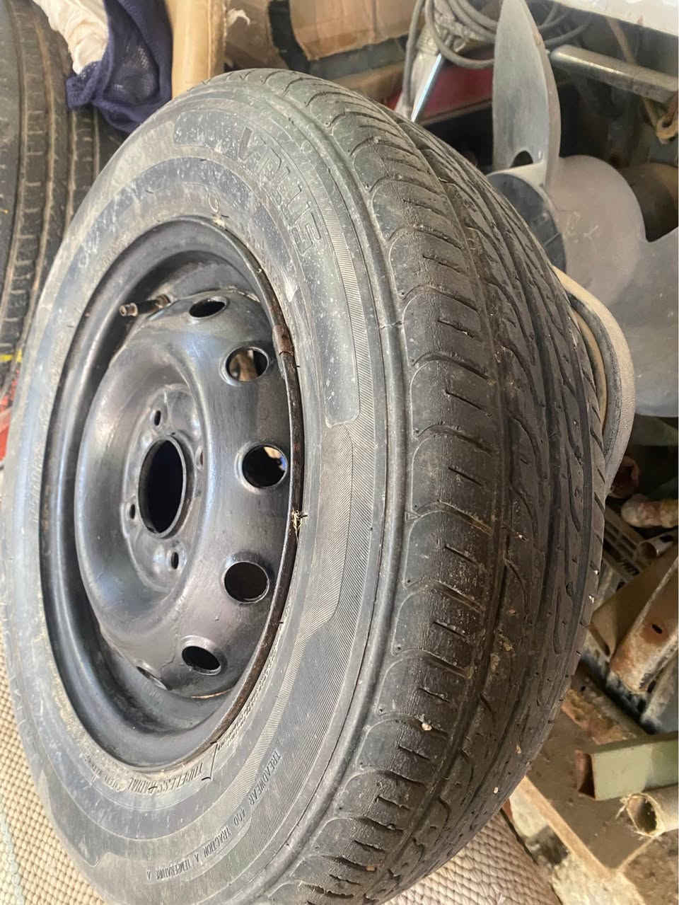 ‎تايرات عدد 2 
حجم 13 / 175 
مع الويل للبيع 
التواصل على الخاص‎ ديوانية, القادسية


**إذا كنت صاحب هذا الإعلان وتريد حذفه لأي سبب، رجاءا أرسل رسالة إلى الدعم الفني**