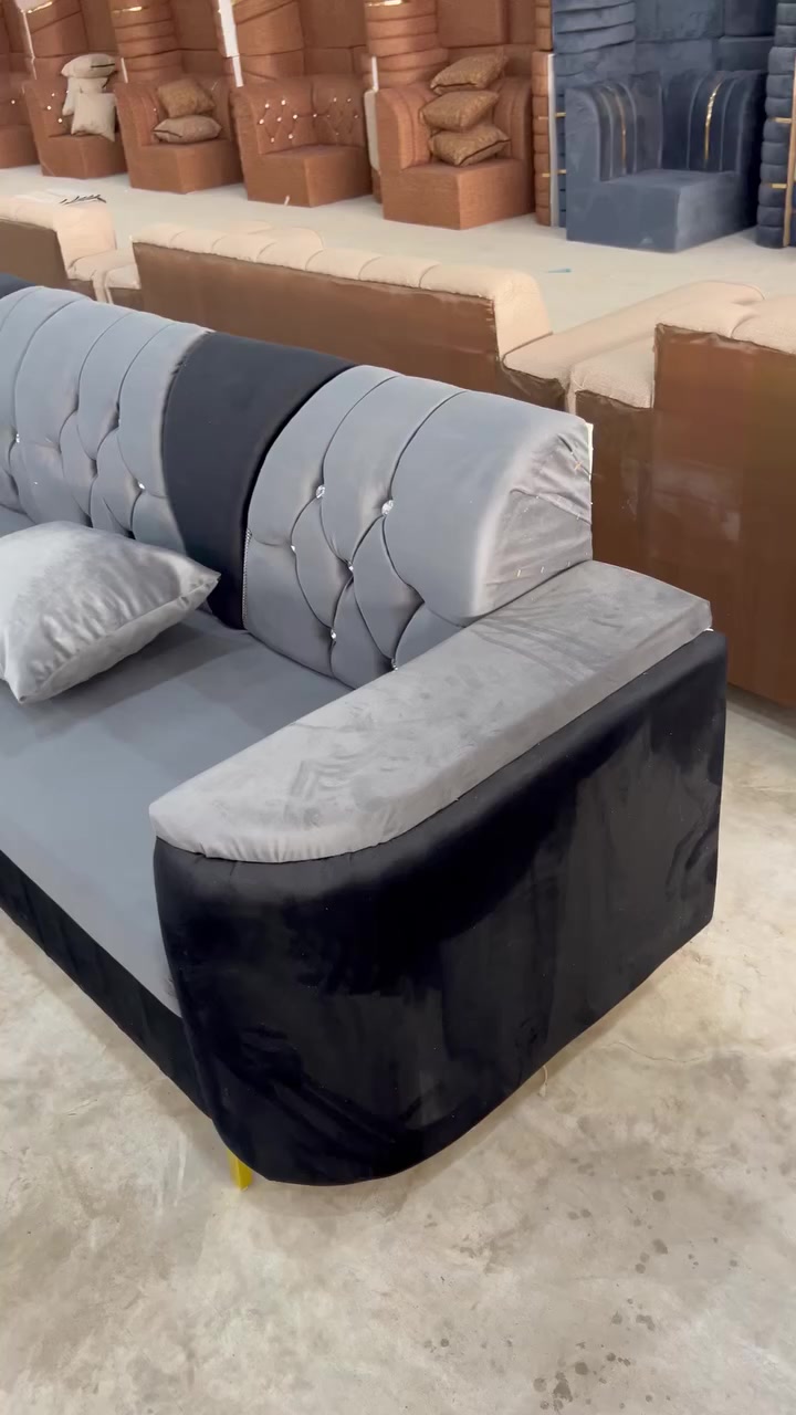 ديوان عراقي جديد القياس10 متر رقم *********** التوصيل جميع المحافظات السعر 650
