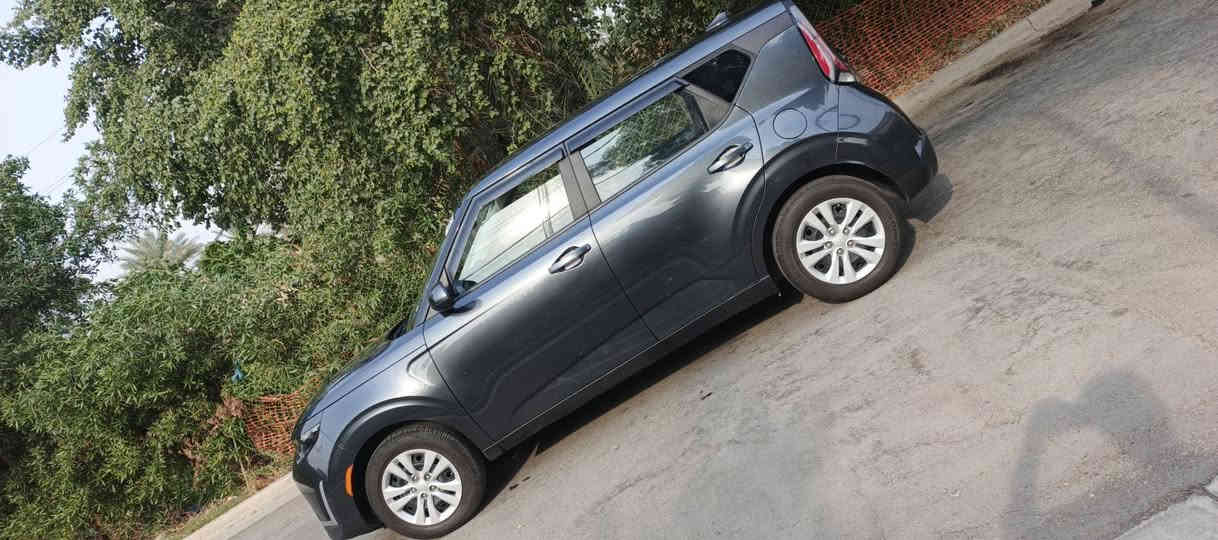 كيا صول موديل 23 وارد امريكي دخول جديد فحص وهزة وترقيم جديد اربيل باسمي تريد تحويل أو وكالة بدون متاخذ السيارة لاربيل تحويل مباشر
((بدون حادث كلين تايتل ضرر باللحية مال الدعامية الأمامية))
مواصفاته 
LX 
محرك 2000 دوش 
رادار امامي 
شاشة تدعم كار بلي 
فول تحكم استيرن 
نظام كروز
نظام ضغط الهواء 
تحديد مسار توقف ذاتي 
اوتو ستوب 
وباقي المواصفات معروفة 
السعر ب 158 وبيه مجال بسيط 
مكان السيارة بغداد البياع 
للاستفسار الاتصال على الرقم *********** بي واتساب بغداد, العراق
