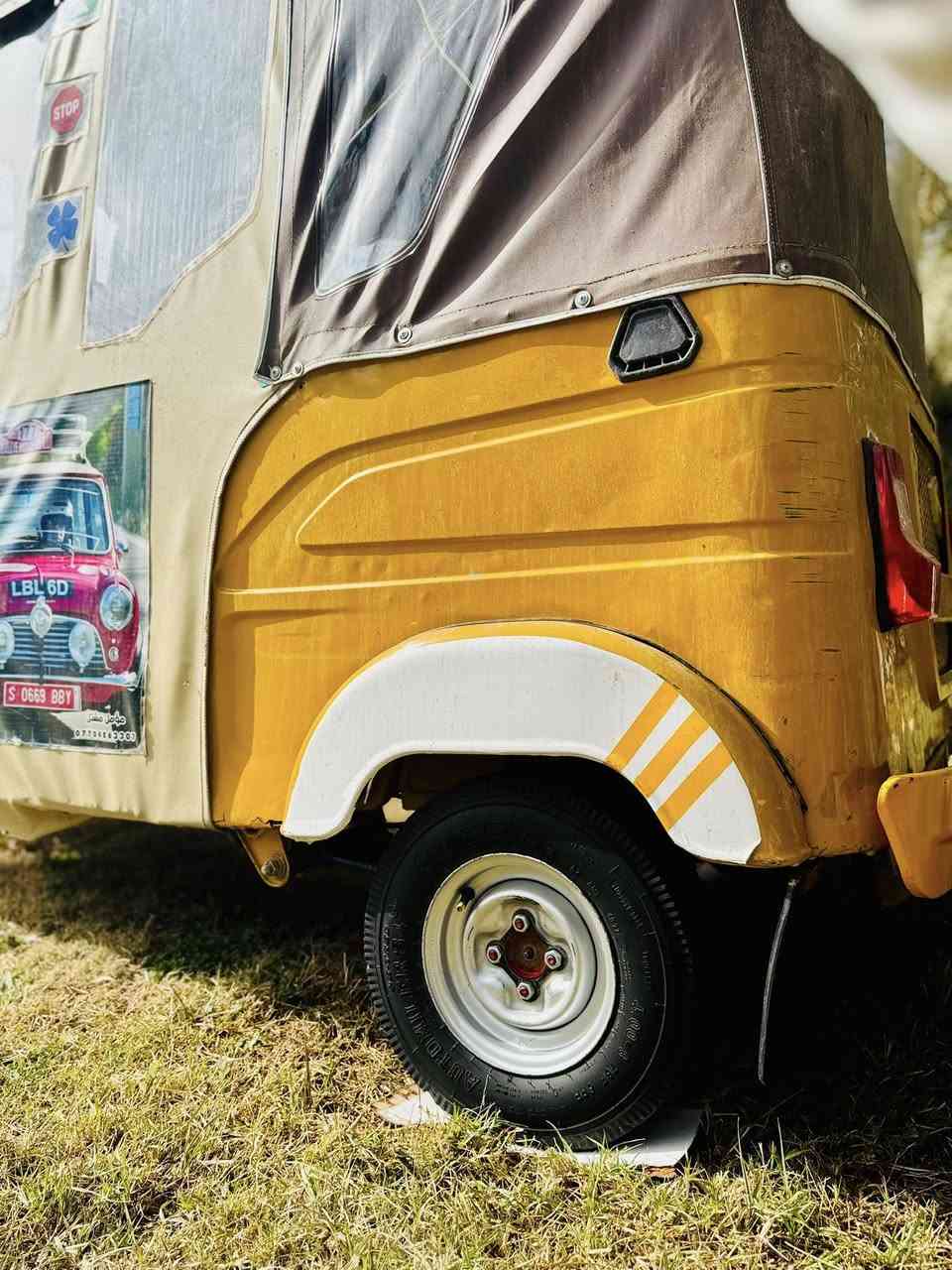 سلام عليكم شباب21للبيع اوراق كامله مابيه اي نقص تكتك شوفت عينك خير من الله بيه فقط لغد مرشوش فقط سعر6800وبيه مجال تكتك محرك كاتم مبدل بوش وبستم قصى أولى شلعه تخبل 
تواصل ***********
