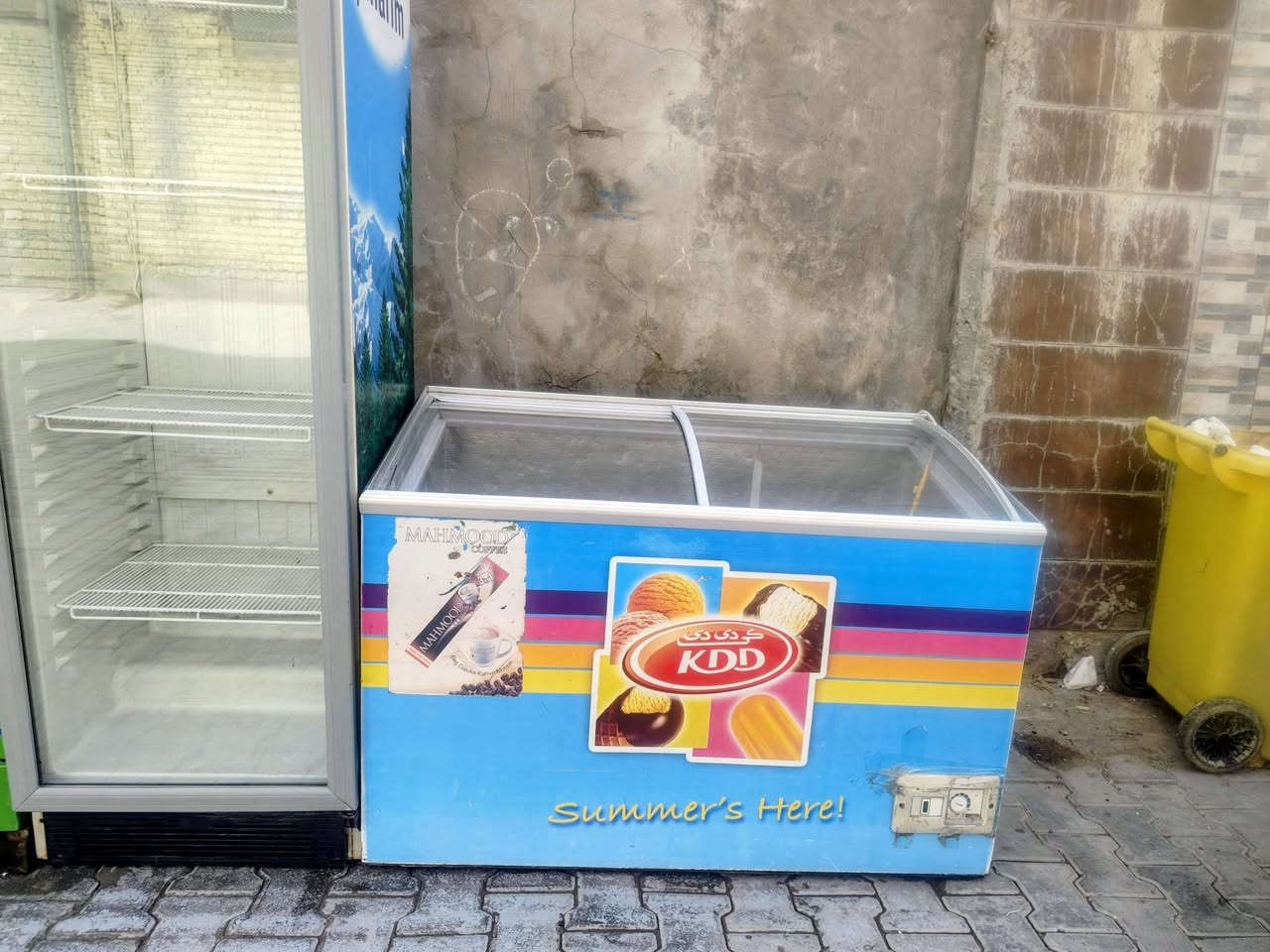 سلام عليكم خمس عوارض عموديه للبيع +مجمدتين نضيفات ع الفحص المكان شعله ***********
