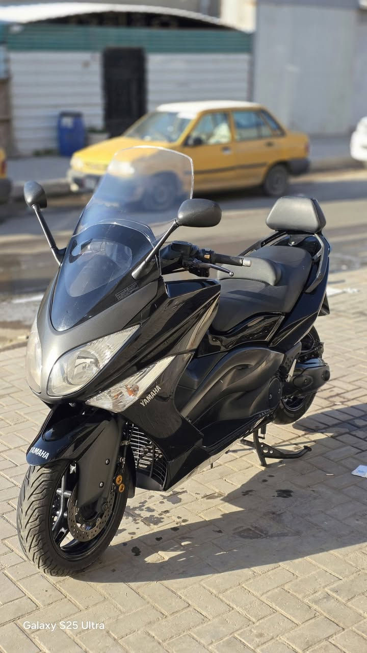 دراجه شلعه معدل بيه ٣سويجات وصل مال كلشي وكلاشي موجود اوراق طايح عليهن دهن بس مبينه كتابه مال معرض ماشيه ٢٧ دراجه جديده سعره ٤٣ وبيه مجال مكان بغداد مدينه الصدر *********** واتساب موجود فقط
