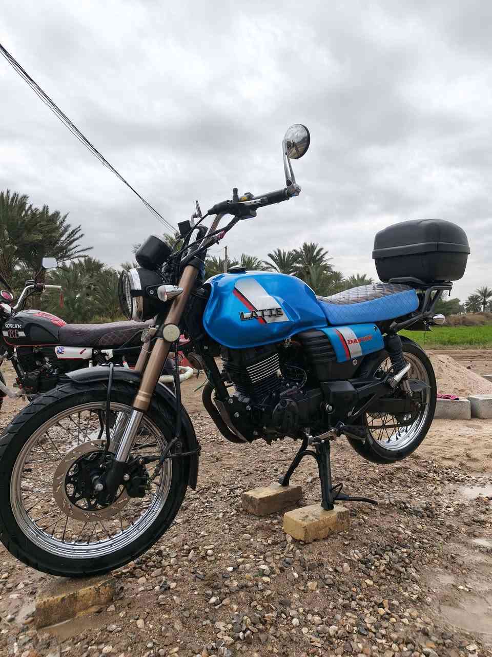 السلام عليكم دراجه دايون لايتي للبيع اوراق اصولي مديل 22 السعر ب1750 والشراي يدلل ***********
