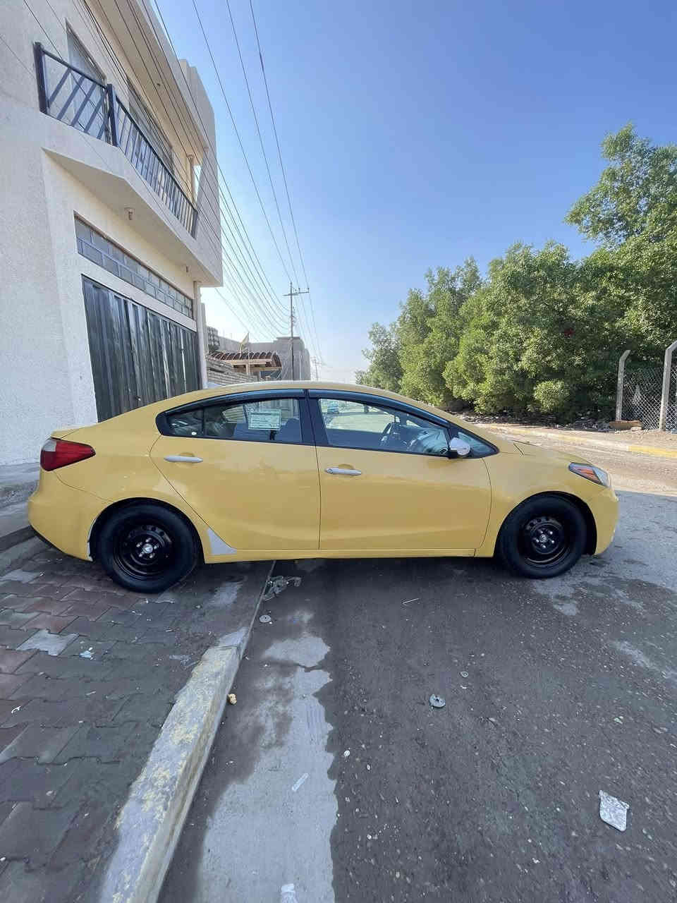 تحيه طيبه السلام عليكم ورحمة
كيه فورتي موديل 2015
وارد امريكي حدثه بنيد وجاملغ راجع نفسه
بدون دوخل الغود شواصي تكم حوض
مكفول شرط السونار سياره جديده معنه الكلامه تخم تاير 
صدر مامي خلفي 
مكينه 1800دوش 
كير مكينه مامفتوح
ع وضع شركه 
دوشمه دلو جديده 
منضومه تبريد تتفه
مصفره هياء غرامات
السعر 108وبيه مجال 
***********
مكاني بغداد
