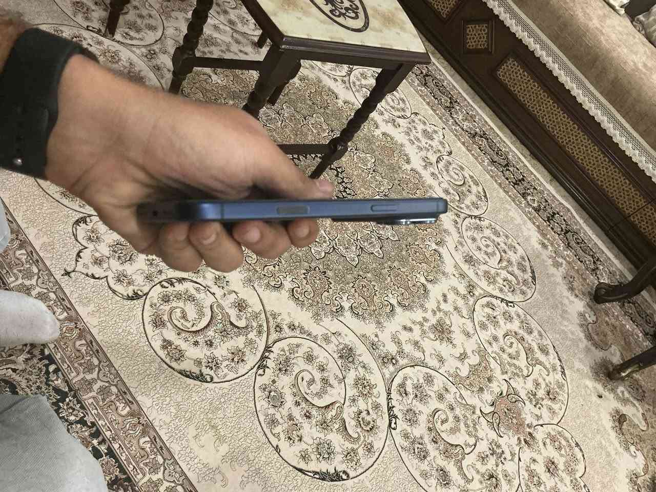 السلام عليكم أيفون 17 برو ماكس شريحة إلكتروني ذاكرة 256 بطارية 100 عدد الدورات 50 السعر 1800 رقمي ***********
