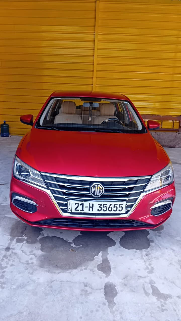 MG5 للبيع فقط محرك ١٥٠٠ماشيه ٤٦بيه صبغ بين البابين صفحه الصدر وبارد كلش قليل بالجاملغ الخلفي مكلف بالنشر السعر ١١٠ للاستفسار ***********
