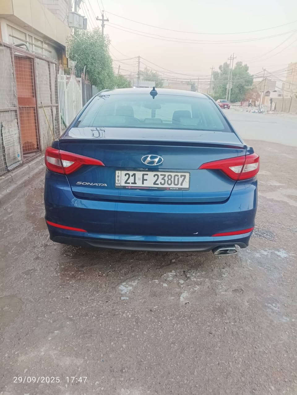 سلام عليكم ***********
سوناته 2016جديده وجاهزه 

تريد وكاله او مداور جاهزه وجديده 

السعر 111 وبيهه مجال للشراي مكاني نجف ماشيه 90 مكينه وكير حداديه تخم تاير جديد على الشرط سونارهه مرقف بالصور
