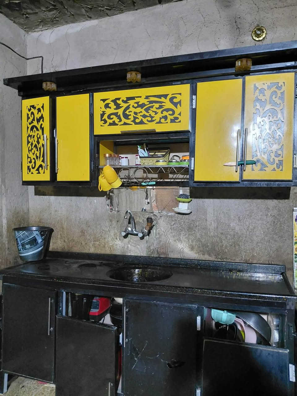 ثلاجه للبيع حجم كبير شرط لفحص 
كاونتر وسنك مرمر نضيف محتاج ترتيب بلبيان فقط
شراي خاص


**إذا كنت صاحب هذا الإعلان وتريد حذفه لأي سبب، رجاءا أرسل رسالة إلى الدعم الفني**