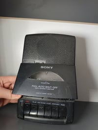 مسجل قديم ماركت Sony سوني  انتيكا  السعر 15 الف  تواصل 07853004300