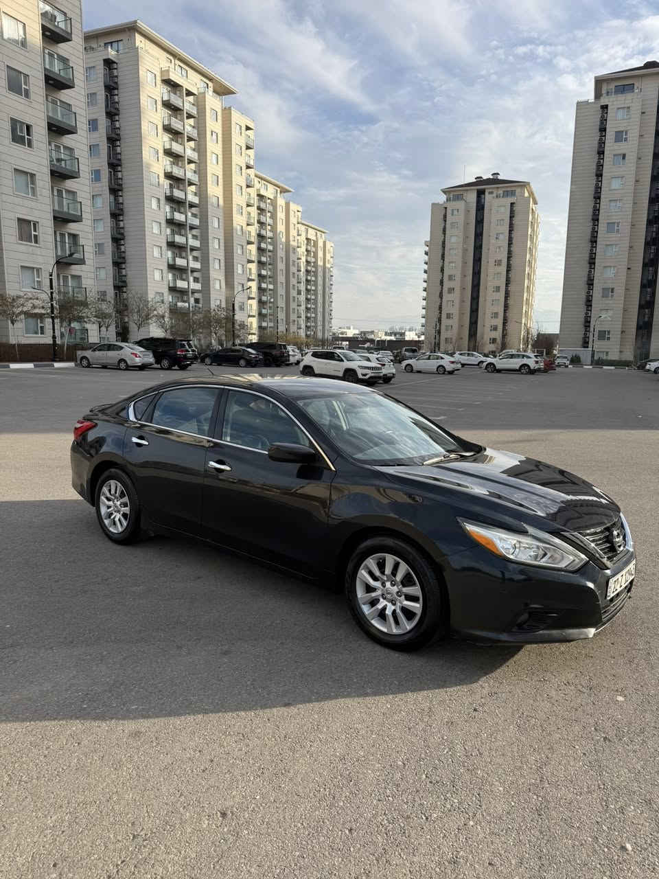 مؤديل  ٢٠١٧
سه نه وي ٢٠٢٩
٦٠ميل رؤشتوا 
ئه رباك به شه رت نه ته قيوا 
جوار تايه تازه يه 
يه ك جاملخ بوياخ 
ره سمي ده عمم دا ناوا 
مكينه كير به شه رت نكرا وا
سعر١١٦
***********
شون سليماني
