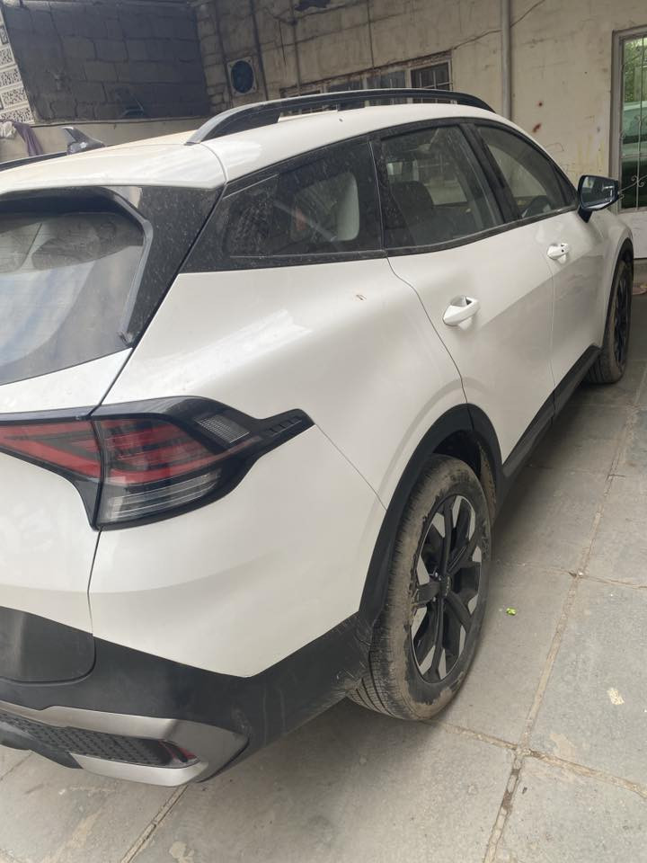 سبورتج 22
اكس لارج 
تفاصيل داخل الصور 
سعر 21$
رقم بغداد
الهاتف ***********
***********
