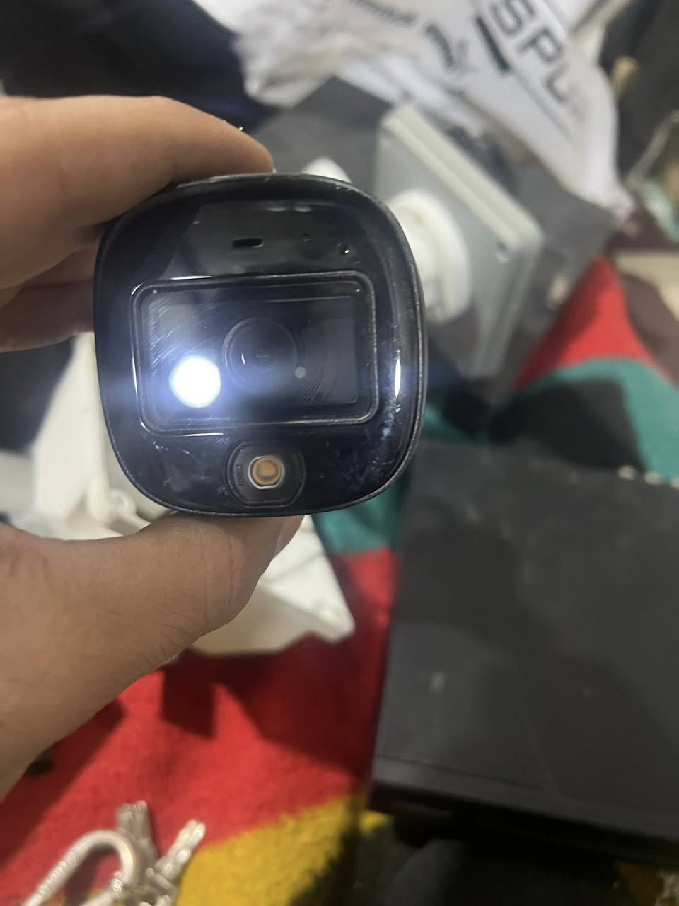 السلام عليكم توفر كامرات واجهزه ويو بي اس مستخدمه نظيفه  تواصل وات ساب ***********
