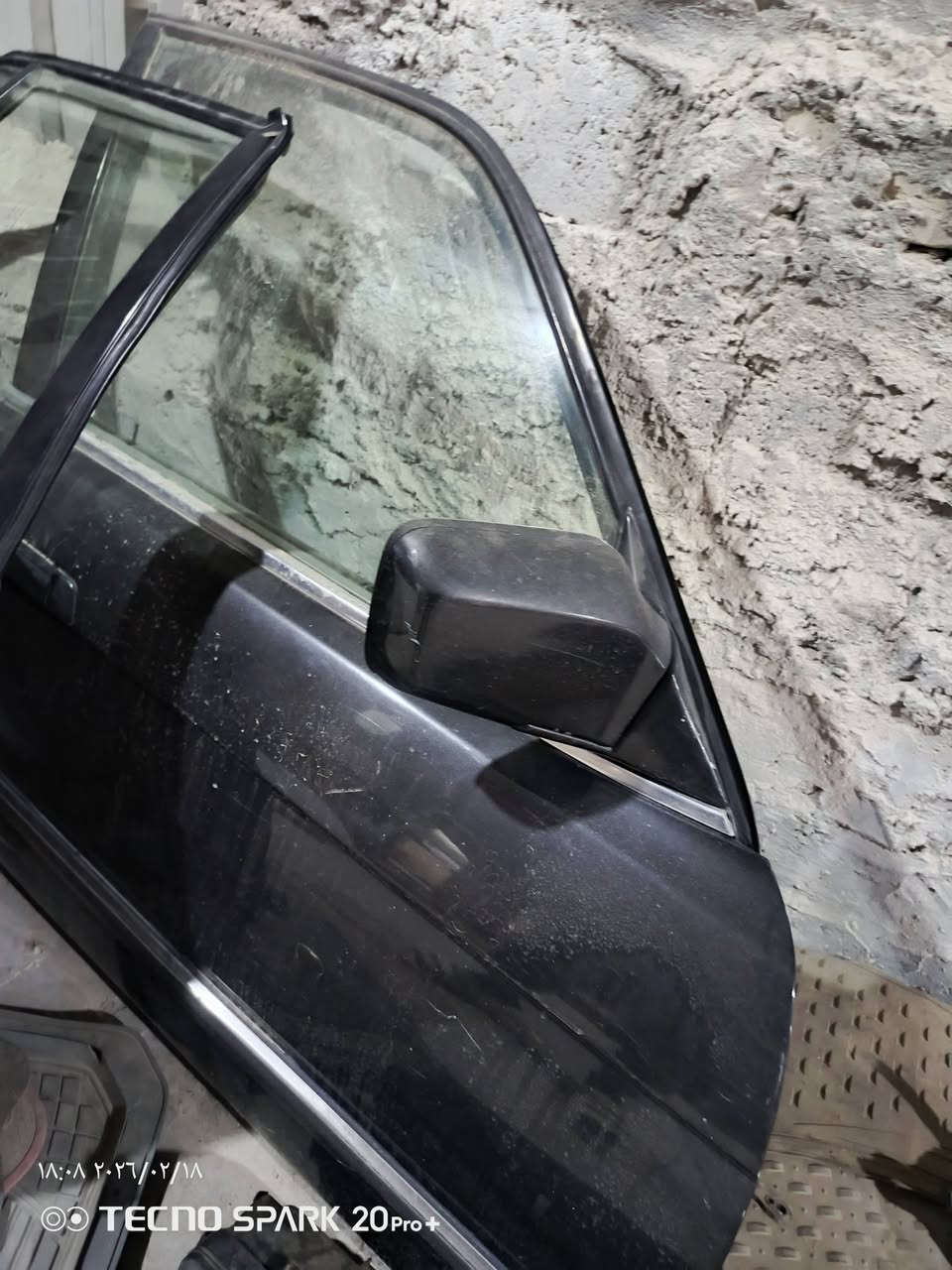 السلام عليكم تفصيخ غراض كله جديد شتريد موجود 
مكان بغداد ***********
