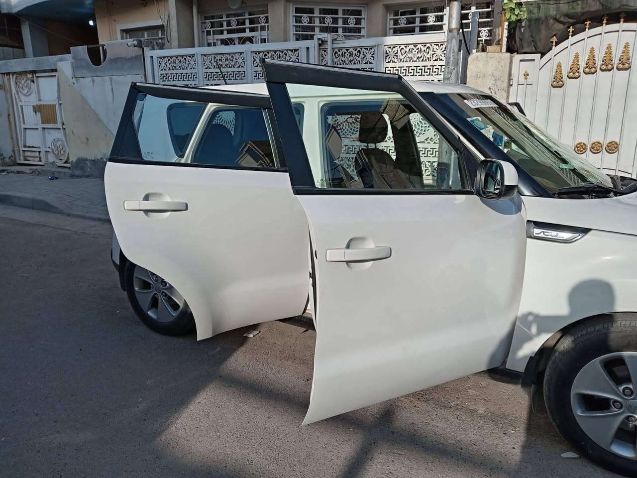 كيا صول للبيع امريكي موديل 2016للبيع رقم بغداد حادث جاملغ امامي الموقع بغداد شهداء البياع الرجاء الاتصال ع الرقم انا مكلف ب البيع 
***********ابو طه بغداد, العراق
