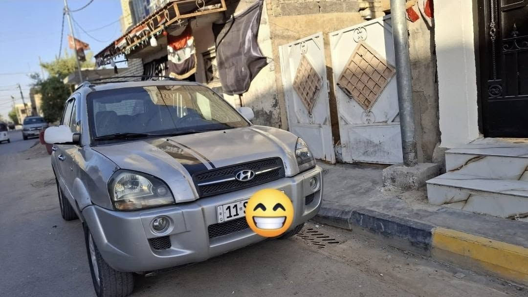 السلام عليكم 
سياره اللبيع توسان خليجي 
سياره مكفوله كفاله عامه من الحادث 
فقط جراد بيها 
سعر ٩٣وبيها مجال 
رقم بغداد جديد 
مكاني واسط قضاء العزيزيه 
الاستفسار ***********
***********
