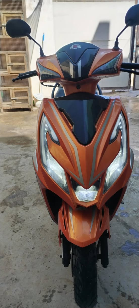 متاح دراجه جامبو 2023 مكفوله اي نقص مابيها ريموند تشغيل عن بعد سلف هندر اشاير كلها شغاله فول السعر 350 وبيها مجال حله حي الامام الخاص مفتوح او الاتصال ***********   مكفوله٠٠٠٠٠٠٠
