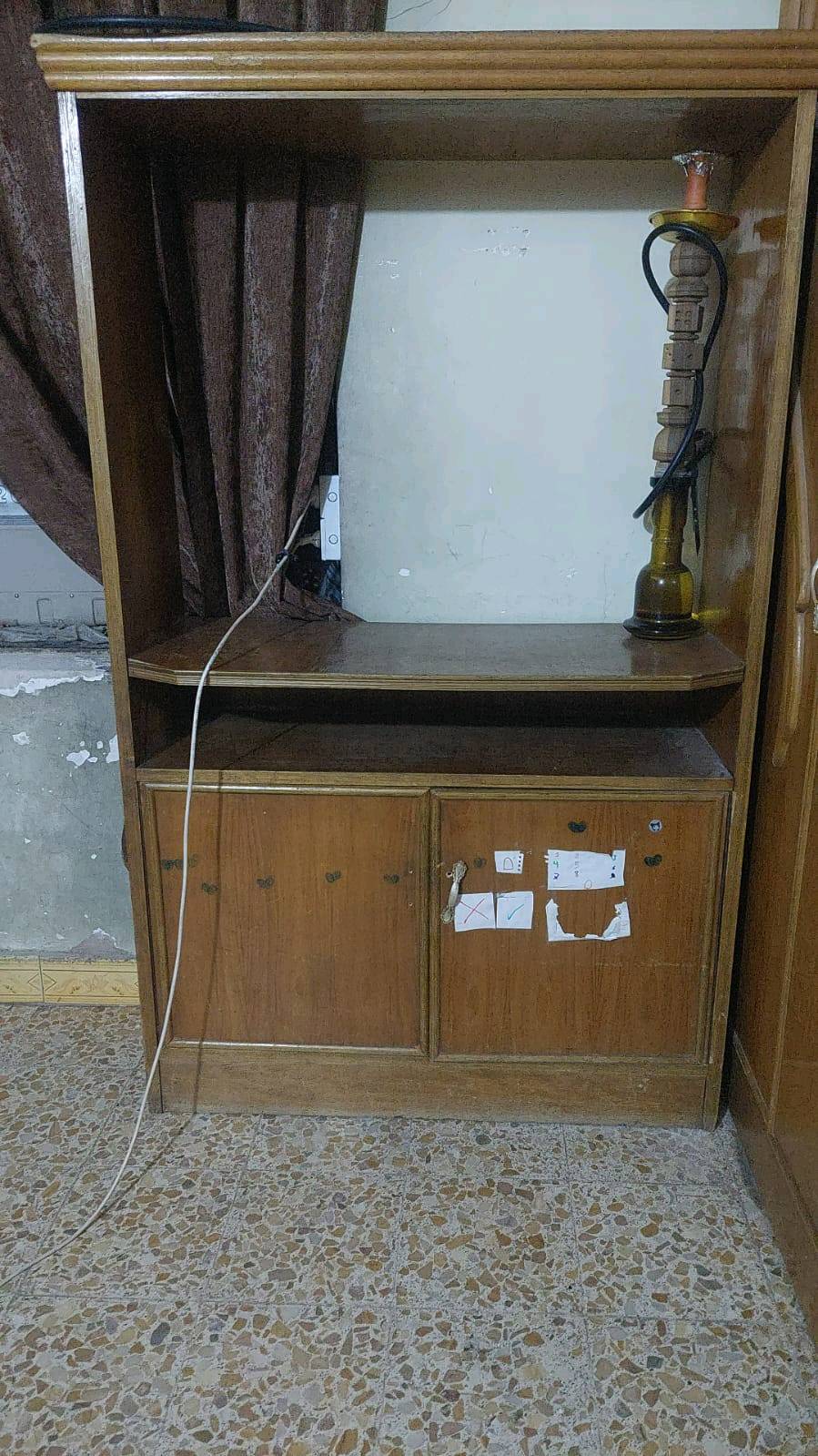 غرفه اخشاب اصلي عراقي نفس ما موضح بصور العنوان ابو دشير الشهداء السعر ٣٥٠ وبيه مجال بسيط الشراي ***********