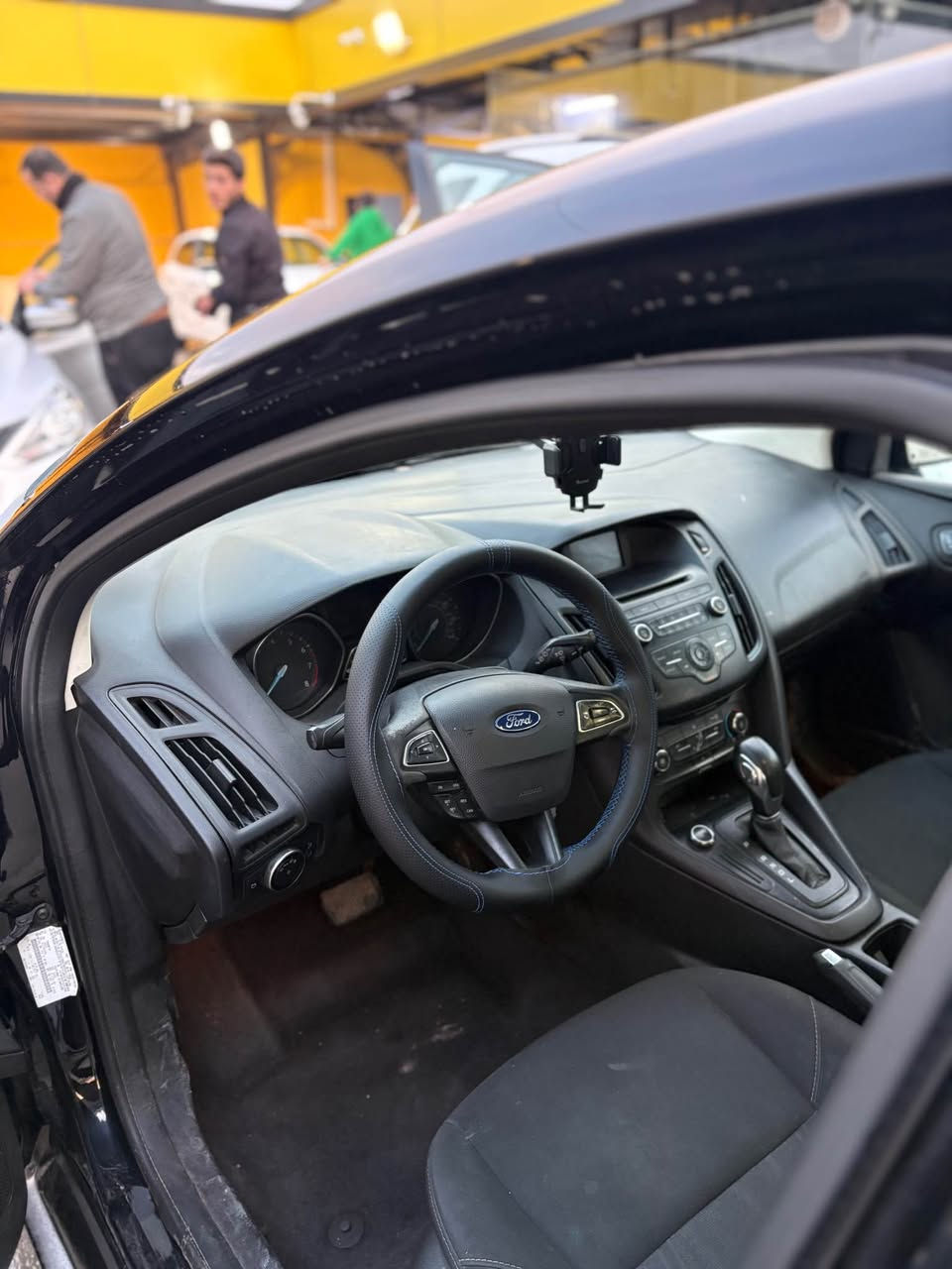 فۆرد فۆکس ٢٠١٧ سەیارەکی هەتا بڵێی خاوێنە ٣ پارچەی سبوغە بۆنیت چاملغ تعدیلیشی هەیە ٤ تایەی نوێی لەسەرە بێ مەسروفە هەموو شتێکی بەشەرتە بەناو کردن ئەگەر موشتەری تەلەفۆن بکە جوابی نامە نادەم 
0.7.5.0.3.1.5.7.7.0.3 أربيل, العراق
