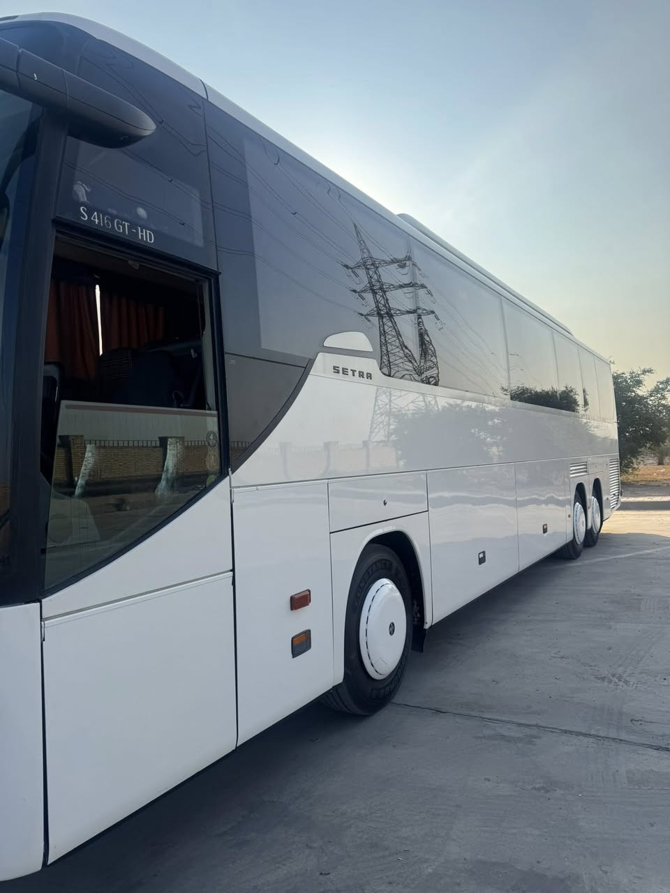 السلام عليكم جيتي حجم ١٦مكينه سته كير عادي ٥٦عدد المقاعد    ***********
