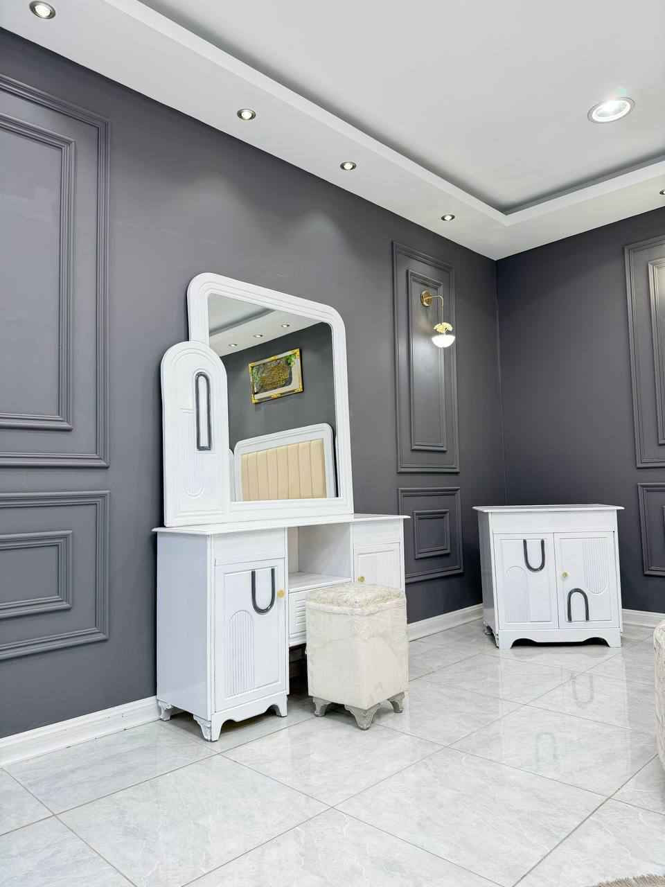 السعر // مليون و100

🔅تفاصيل الغرفة المرمري  ....

 خارج ٤ملم ام دي اف 🔺
وداخل صاج ٣ملم 
صبغ حراري  درجة اولى 

عدد القطع  ٧ قطع 😍
🔺1 //جرباية  قياس  ١٦٠ × ٢٠٠ 
🔺//ميز جانبي ايسر قياس ٥٠
🔺2// وميز  جانبي  قياس ٥٠
🔺3// زاوية ارتفاع مترين عرض ٨٠
🔺4// وميز بلازمه  
🔺5//وميز مراية ارتفاع مترين عرض ١٢٠
🔺6// وكنتور ٦ باب  ارتفاع مترين و١٥ طول ٣ متر و١٥

القطعه الثامنة حسب الطلب شازلون
سعرها ٥٠ الف ❤️

(توصيل مجاني مركز بغداد )
التوصيل يشمل الشد مجاني 🔥
(اطراف ٥٠)
باقي المحافضات حسب البعد
توصيل الجميع محافظات العراق 

الاحجز والاستفسار راسلو الصفحه بغداد, العراق


**إذا كنت صاحب هذا الإعلان وتريد حذفه لأي سبب، رجاءا أرسل رسالة إلى الدعم الفني**